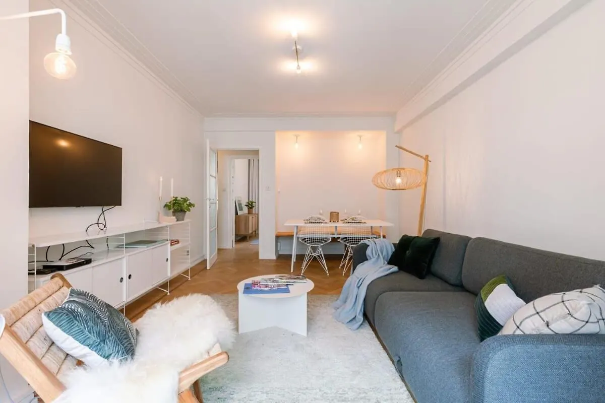 Huswell - Warm & Cozy Lateral Seaview Apartment Ostende