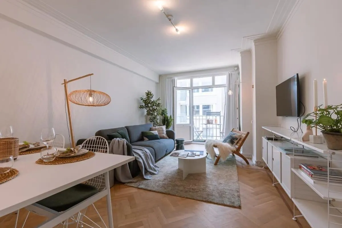 Huswell - Warm & Cozy Lateral Seaview Apartment Ostende